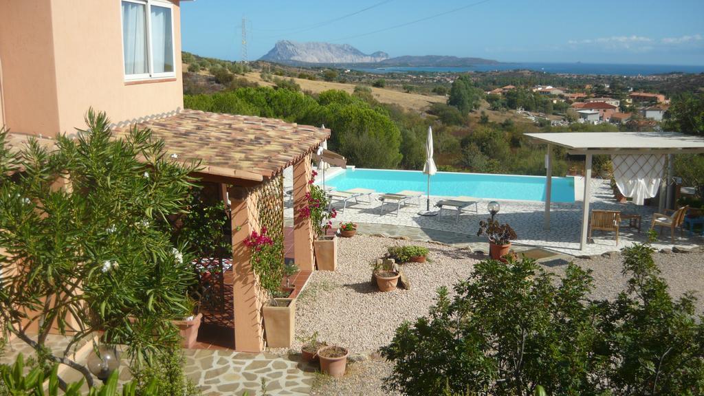 Li Muntigeddi Hotel San Teodoro  Exterior photo