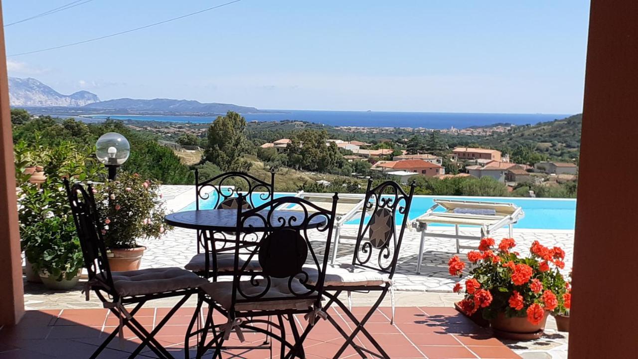 Li Muntigeddi Hotel San Teodoro  Exterior photo